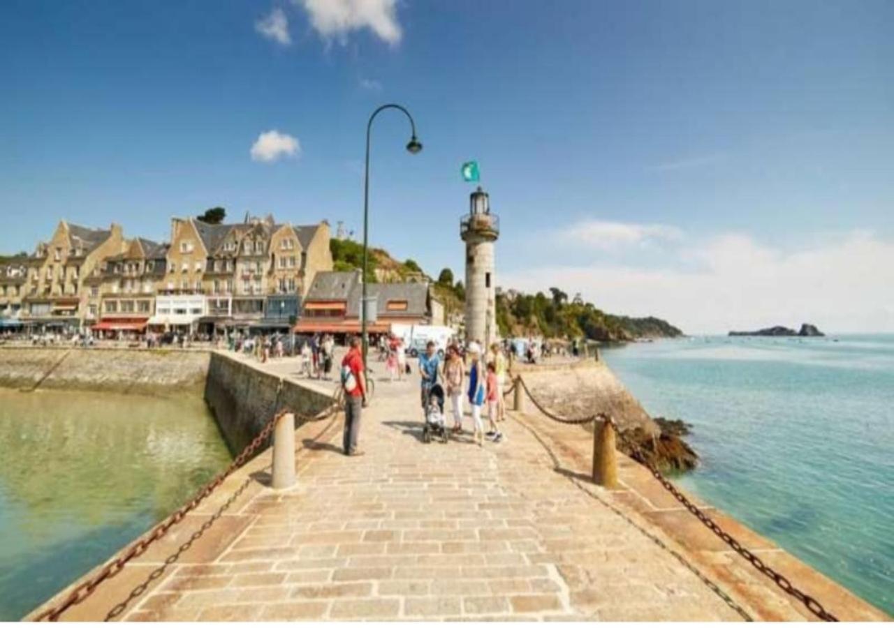 La Merveille By Mrodbnb - Appart Neuf - Vue Mer - 25M Plage & Resto - Cine - Cheminee - Popcorn Cancale Exterior foto